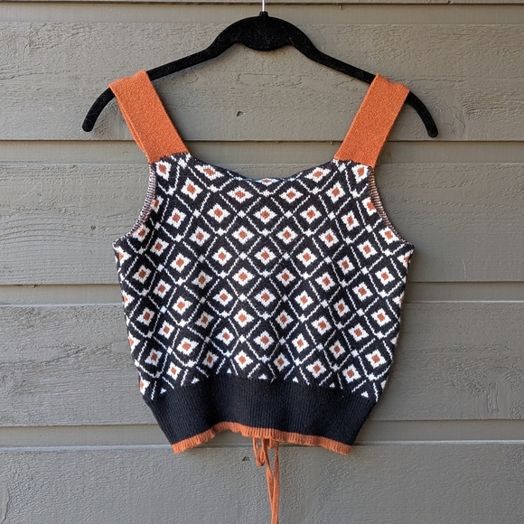 Gimmicks by BKE Western Boho Knit Lace Up Crop Tank Top Size Small - Picture 5 of 8